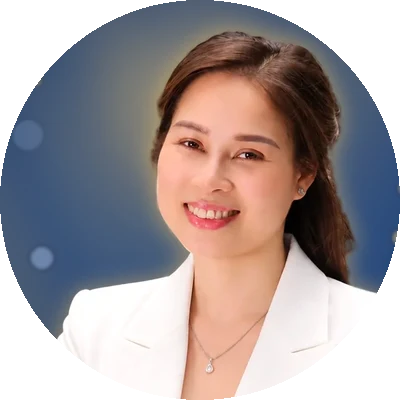 Coach Nguyễn Tú Oanh